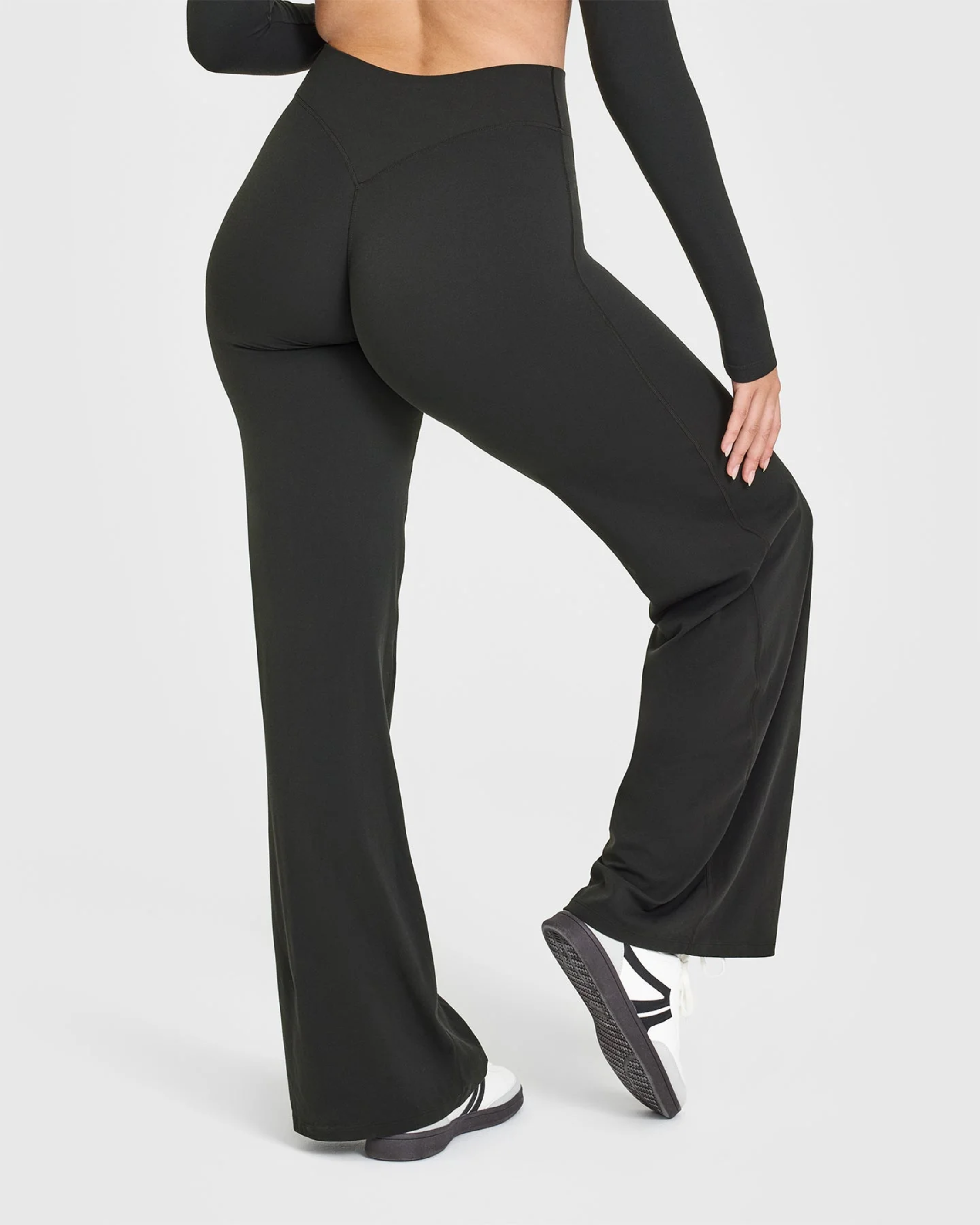 Jolie Jambes droites Bottoms