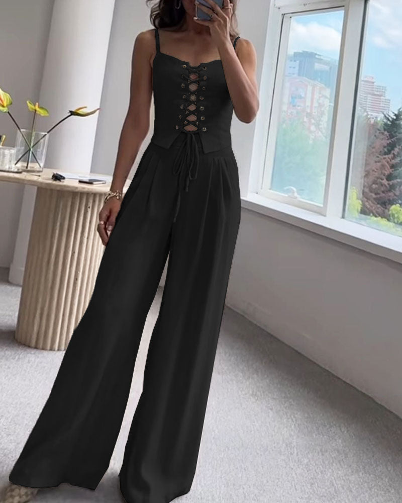 Olivia ! Ensemble deux pièces avec haut et pantalon assortis