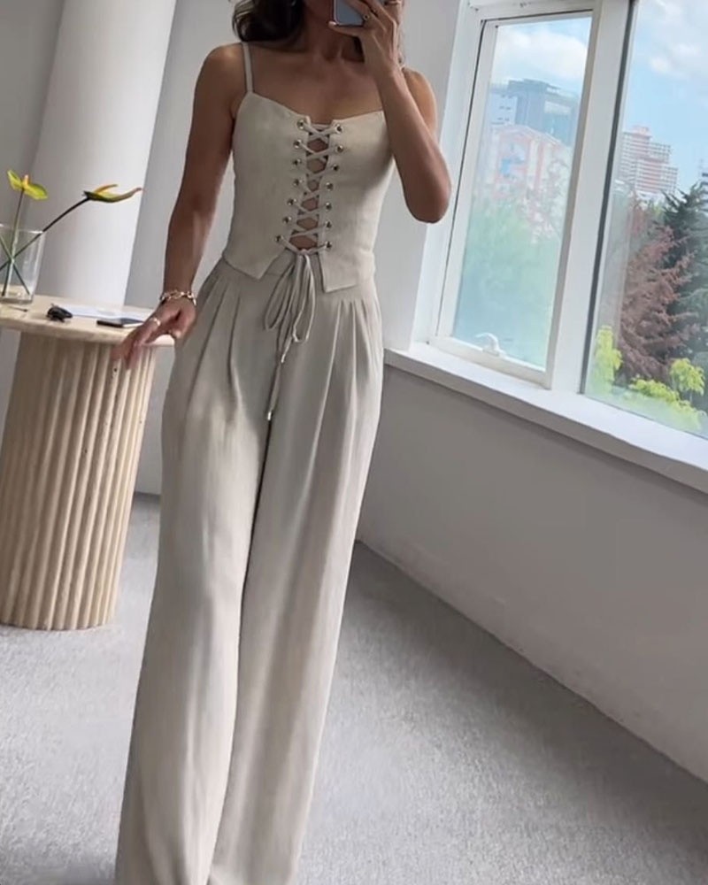 Olivia ! Ensemble deux pièces avec haut et pantalon assortis