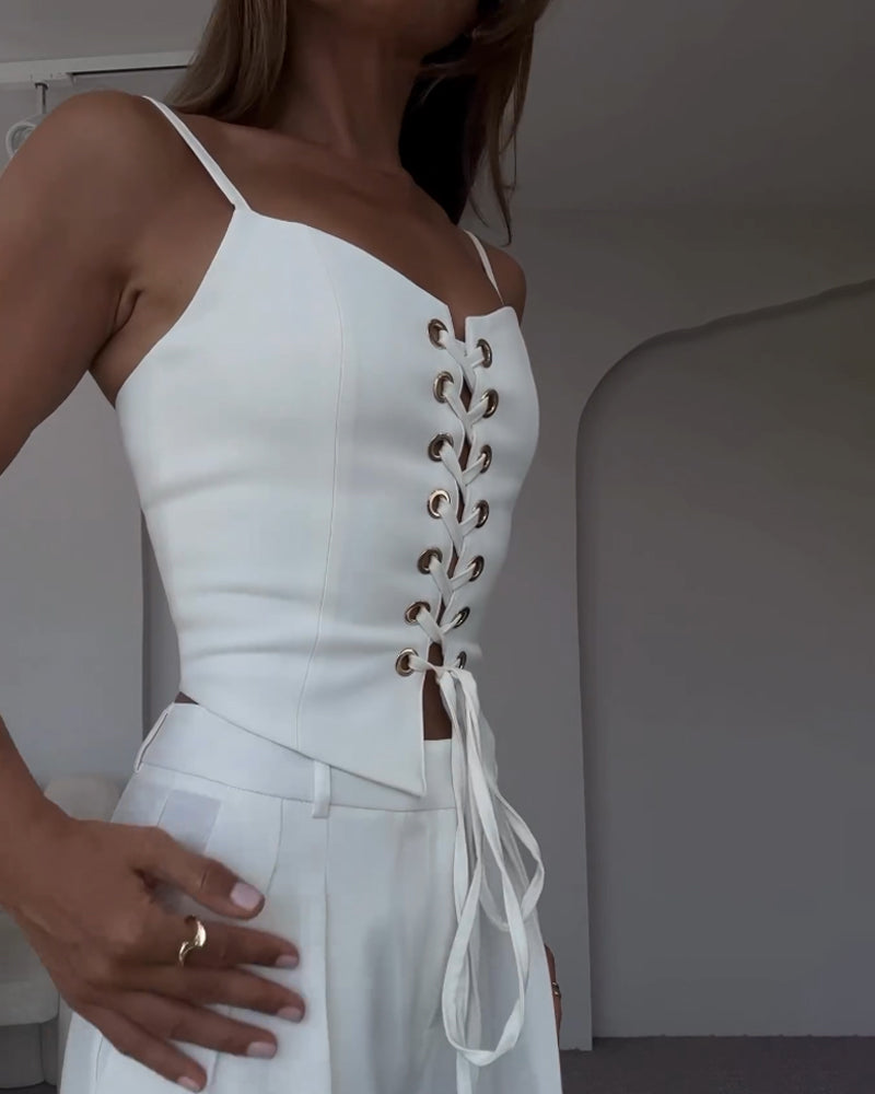 Olivia ! Ensemble deux pièces avec haut et pantalon assortis