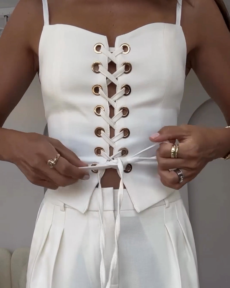 Olivia ! Ensemble deux pièces avec haut et pantalon assortis