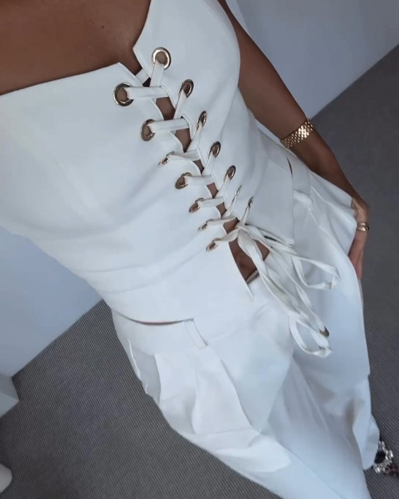 Olivia ! Ensemble deux pièces avec haut et pantalon assortis
