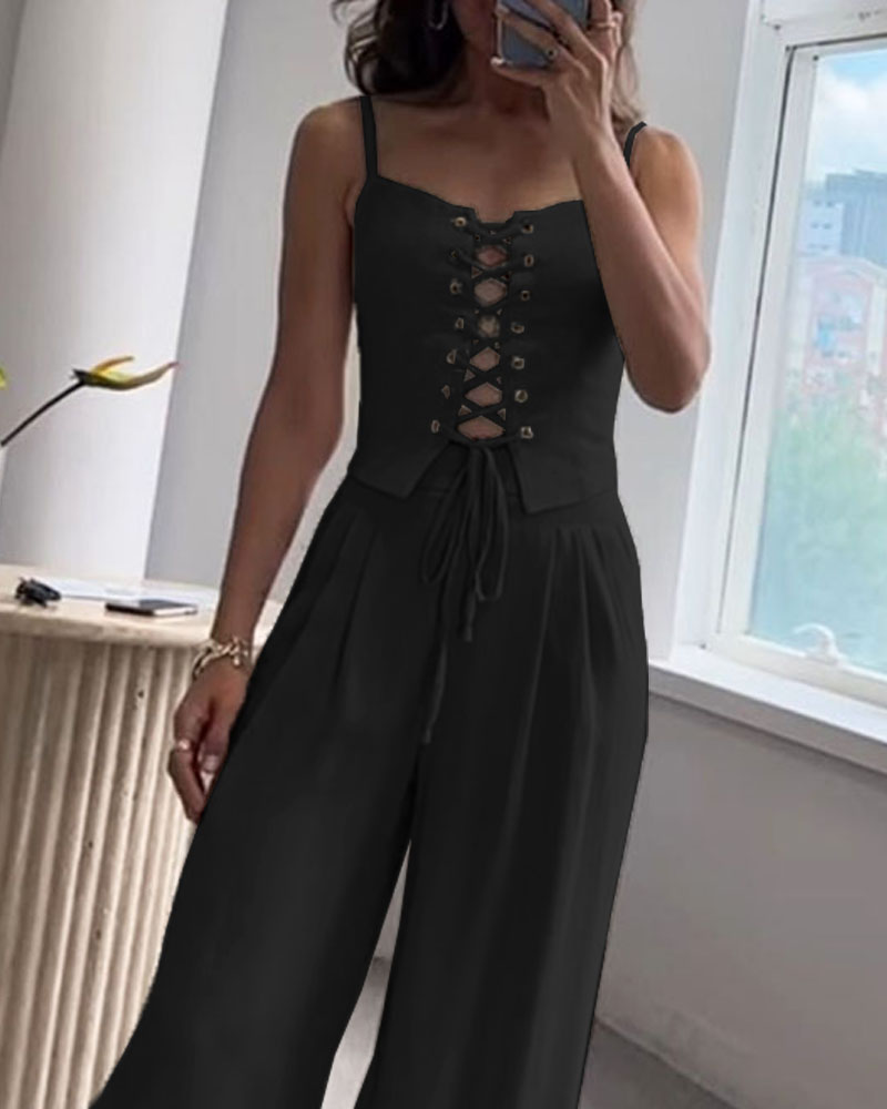 Olivia ! Ensemble deux pièces avec haut et pantalon assortis